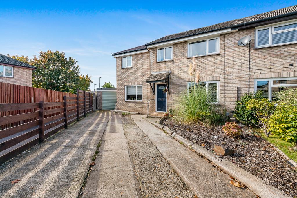 Edward Clarke Close, Danescourt 4 bed semidetached house for sale £