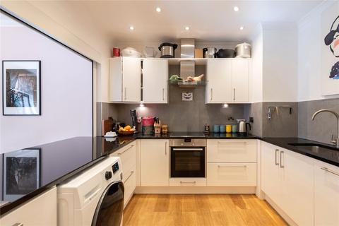Flat B52, Herbal Hill Gardens, 9 Herbal Hill, London, EC1R 5XB