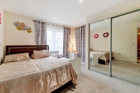 4, Regency Court Unwin Way, Stanmore, HA7 1FE
