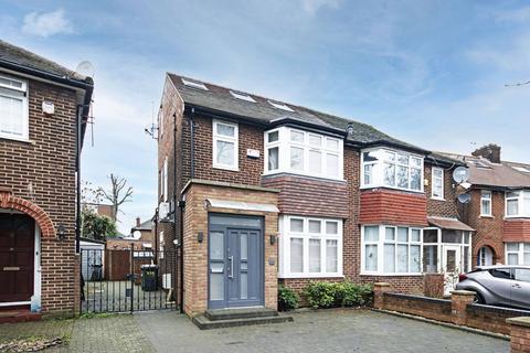 5 bedroom house to rent - Cleveland Gardens, Brent Cross, London, NW2