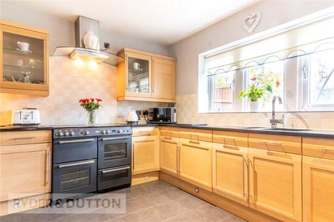 4 bedroom detached house for sale - Keighley Road, Halifax, West Yorkshire, HX2