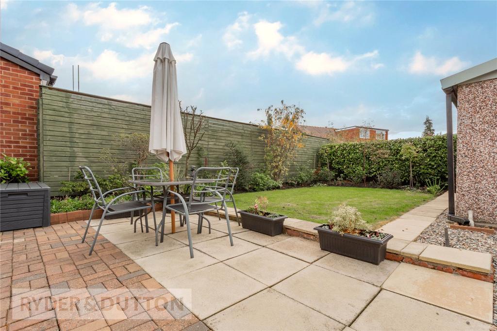 Moss Lane, Alkrington, Middleton... 3 bed detached house £349,950
