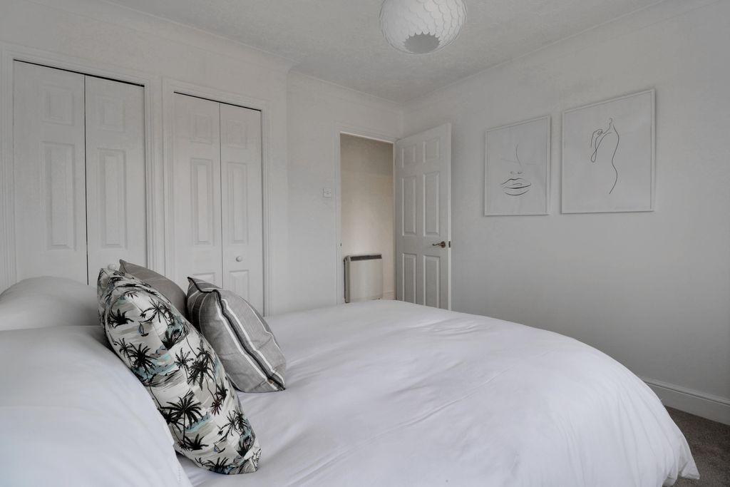 Bedroom 1 (Double)