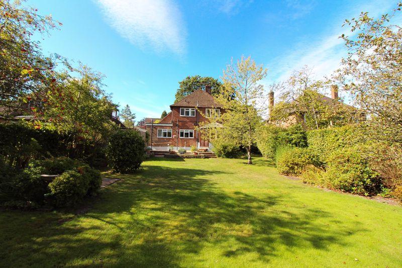 Royal Chase, Tunbridge Wells 3 bed detached house £1,250,000