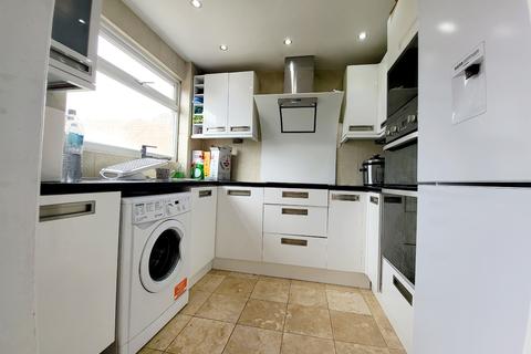 15 Hilden Drive, Erith, DA8 2LP