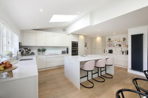 56 Chalfont Road, Seer Green, Beaconsfield, HP9 2QP