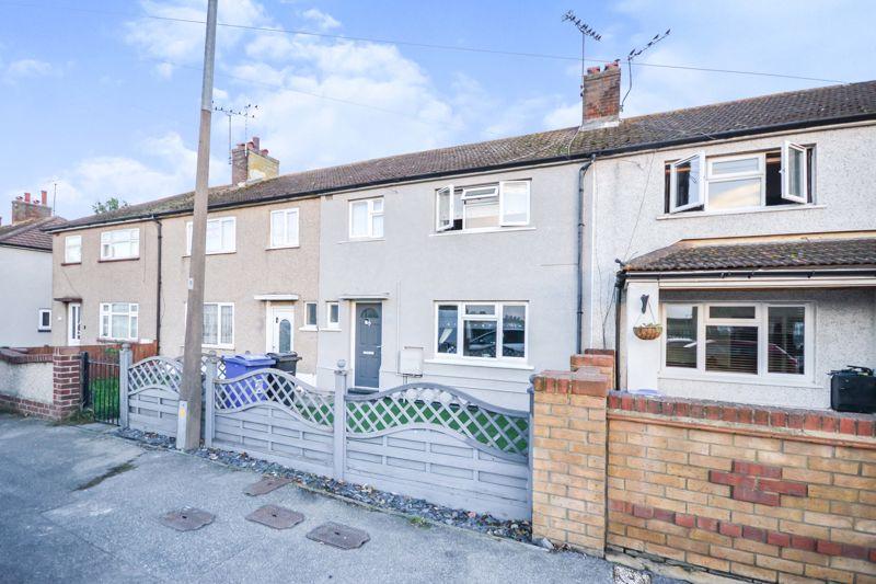 Hume Avenue, Tilbury 3 bed terraced house £325,000
