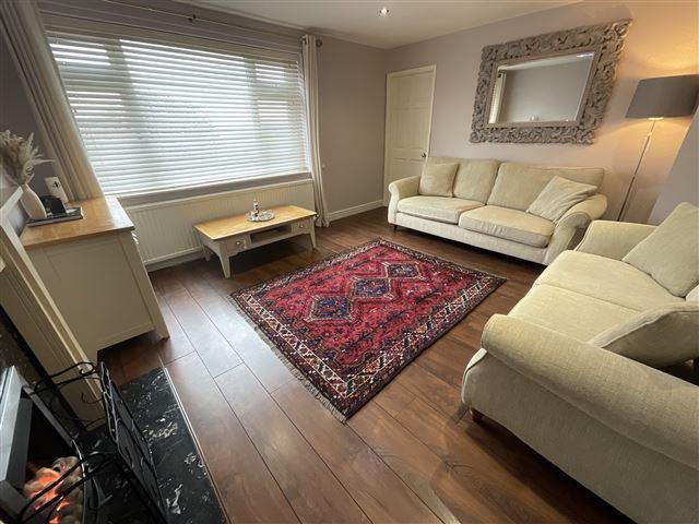 Lounge 2