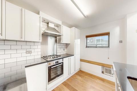 3 bedroom penthouse to rent - The Roof Gardens, EC1V