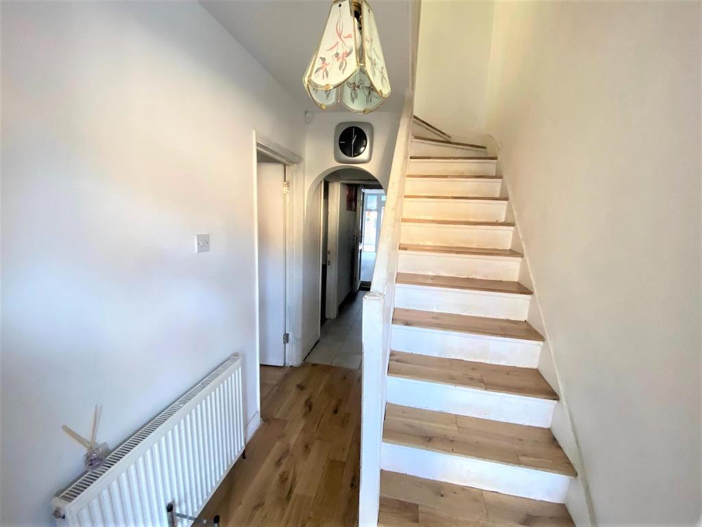 Hallway.JPG