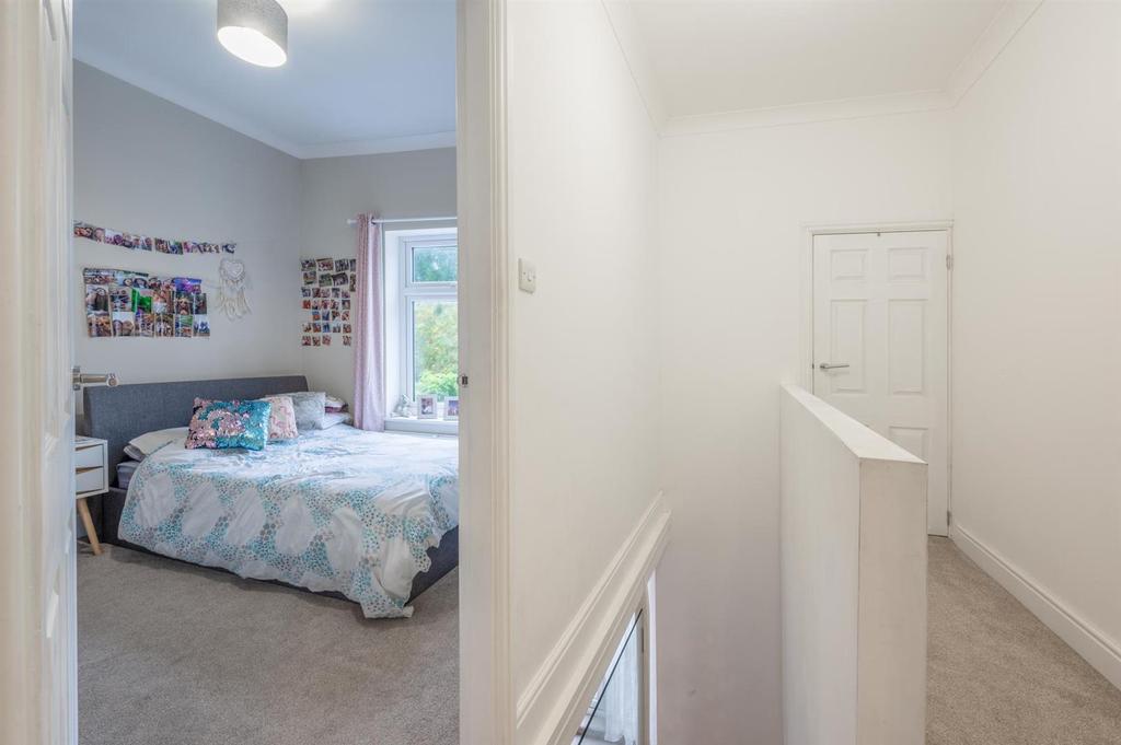 Worcester Street, Stourbridge 3 bed terraced house £250,000