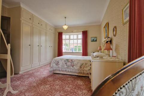 5 Ash Grove, Willerby, Hull, HU10 6JH