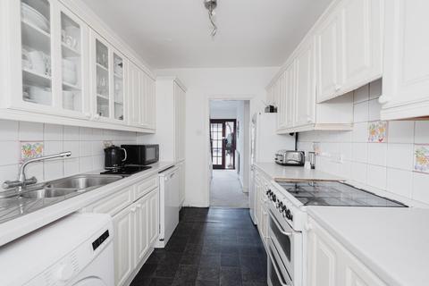 14 Riverholme Drive, Epsom, KT19 9TQ