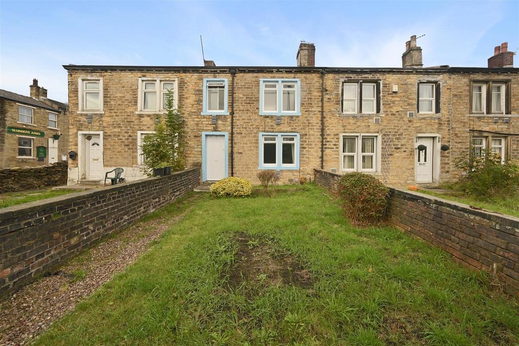 Bradford Road, Huddersfield 3 bed terraced house for sale £130,000