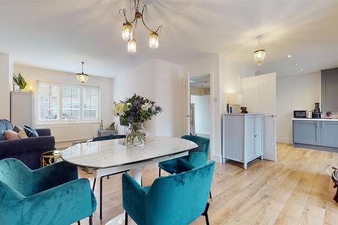28 Jenkins Close, Shenley Church End, Milton Keynes, MK5 6HX