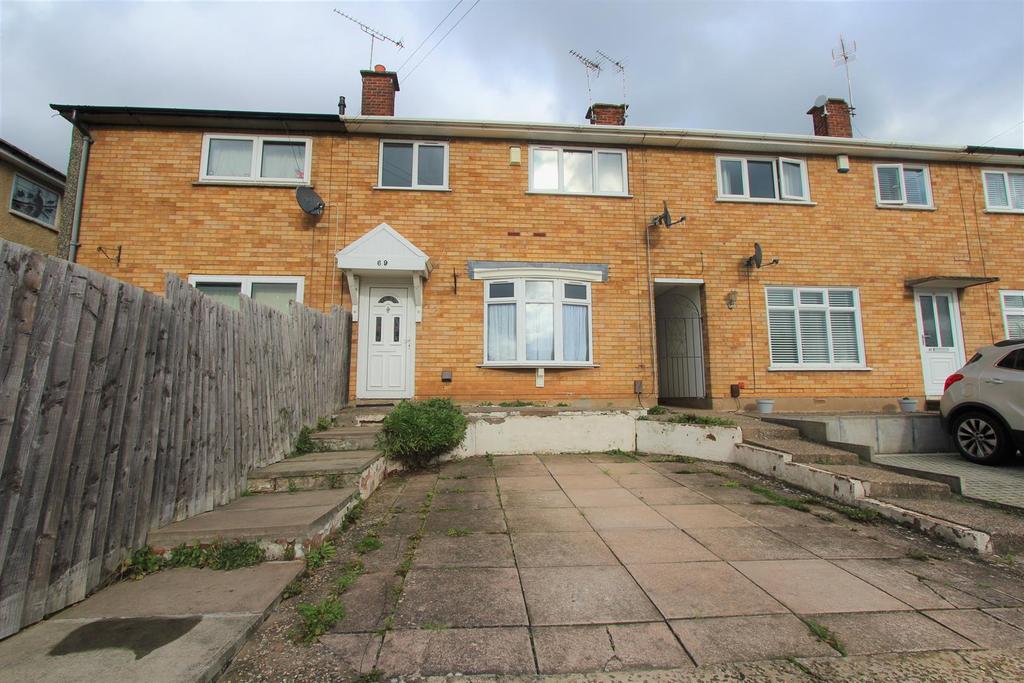 Stornaway Road, Leicester 3 bed townhouse £795 pcm (£183 pw)