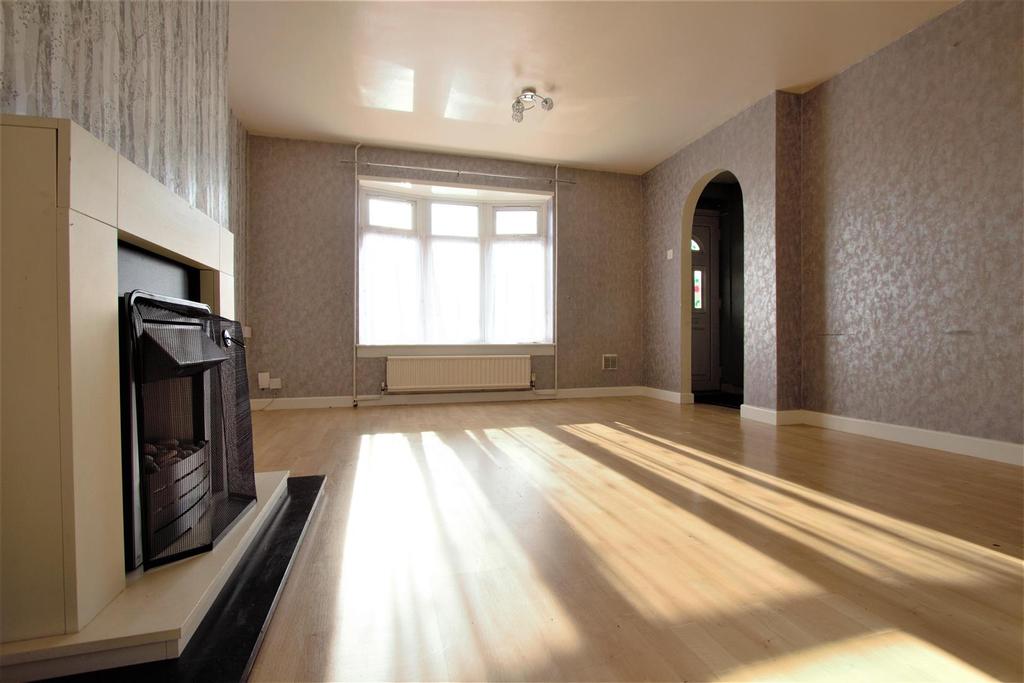 Stornaway Road, Leicester 3 bed townhouse £795 pcm (£183 pw)