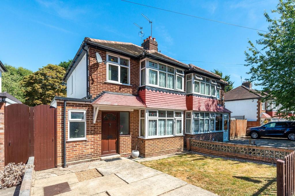 Portland Road, Bromley, BR1 3 bed semidetached house £550,000