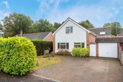 11 Copse Close, Sheet, Petersfield, GU31 4DL