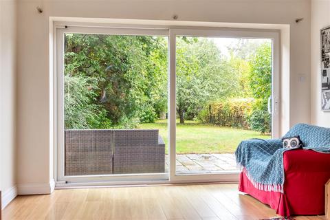 11 Copse Close, Sheet, Petersfield, GU31 4DL