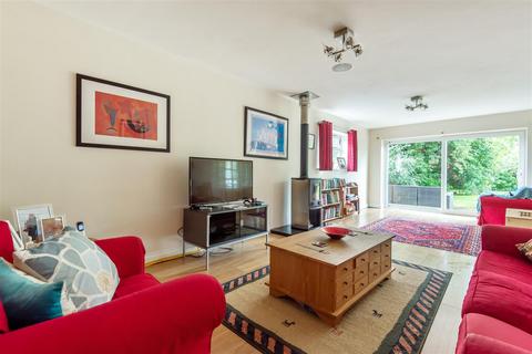 11 Copse Close, Sheet, Petersfield, GU31 4DL