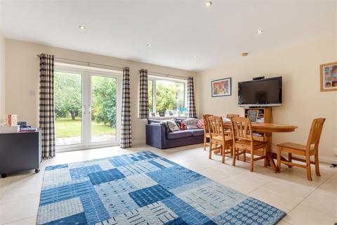 11 Copse Close, Sheet, Petersfield, GU31 4DL