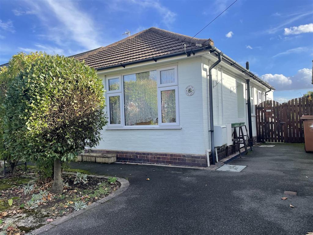 Lena Drive, Groby, Leicester 2 bed detached bungalow for sale £260,000