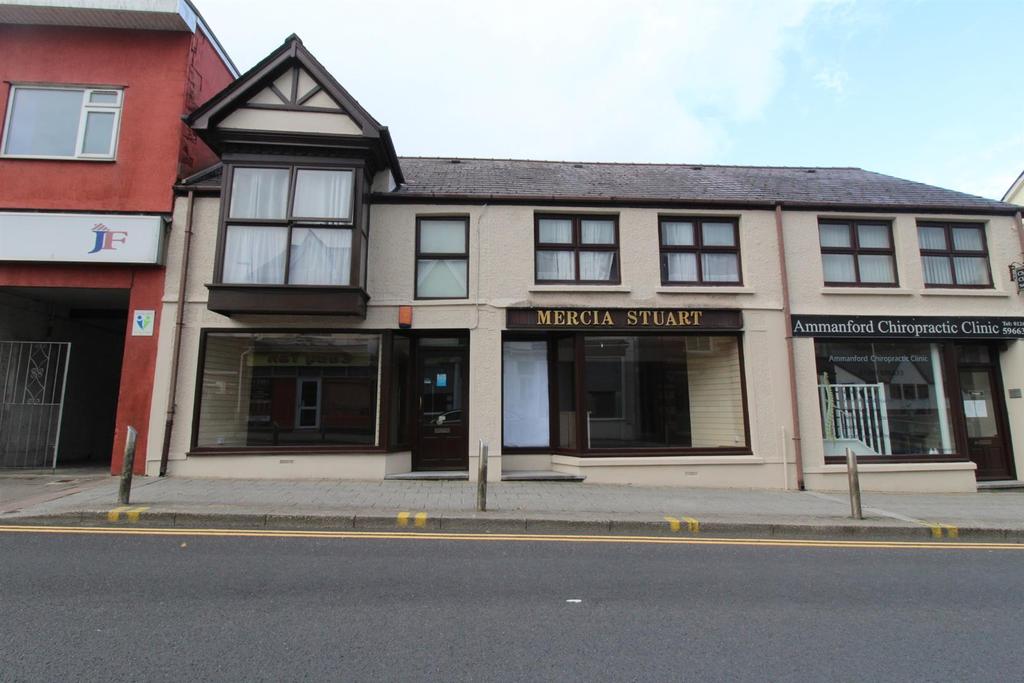 College Street, Ammanford Shop £300 pcm (£69 pw)