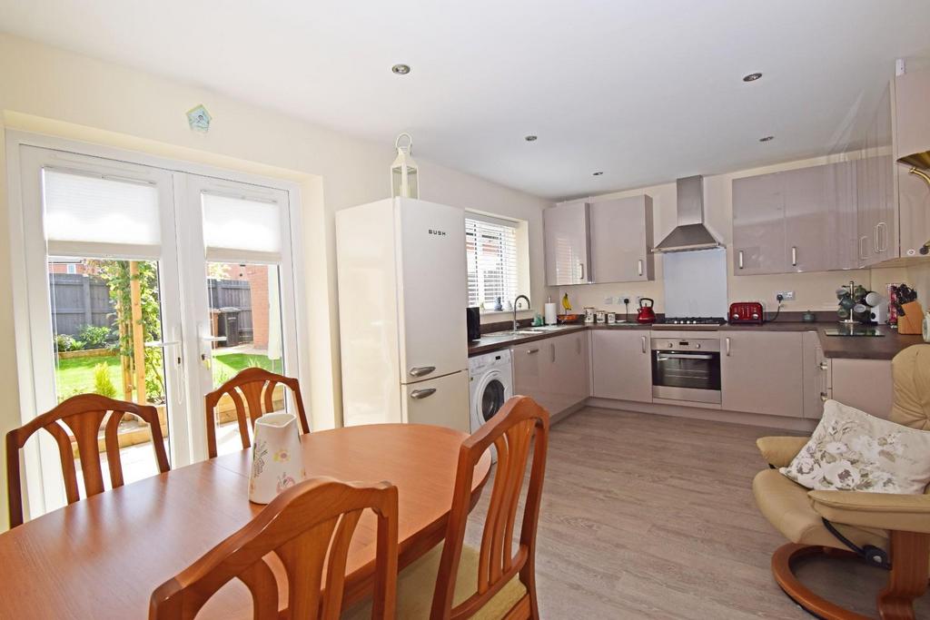 7 Centenary Way, kitchen from dining.jpg