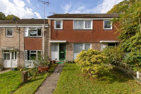 12 Lower Hanger, Haslemere, GU27 1LU
