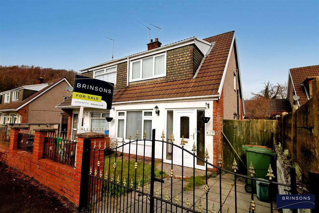 Glyn Collen, Llanbradach, Caerphilly 3 bed semidetached house £189,950