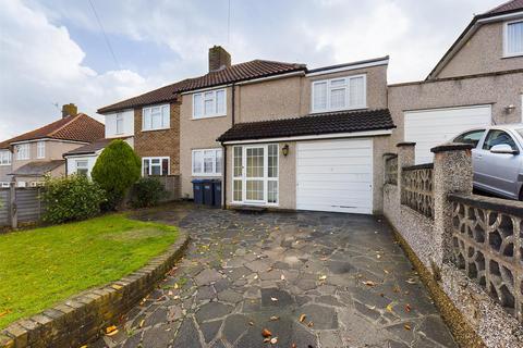 64 Grenville Road, New Addington, Croydon, CR0 0NY