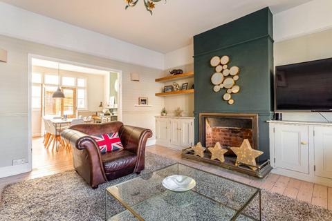 24 Arundel Road, Brighton, BN2 5TD