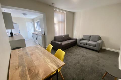 5 bedroom private hall to rent - Coulston Road, Lancaster