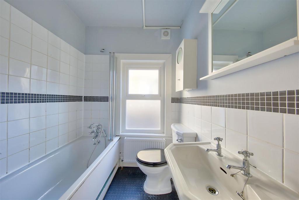 66 penwith road image1 15983 4.jpg