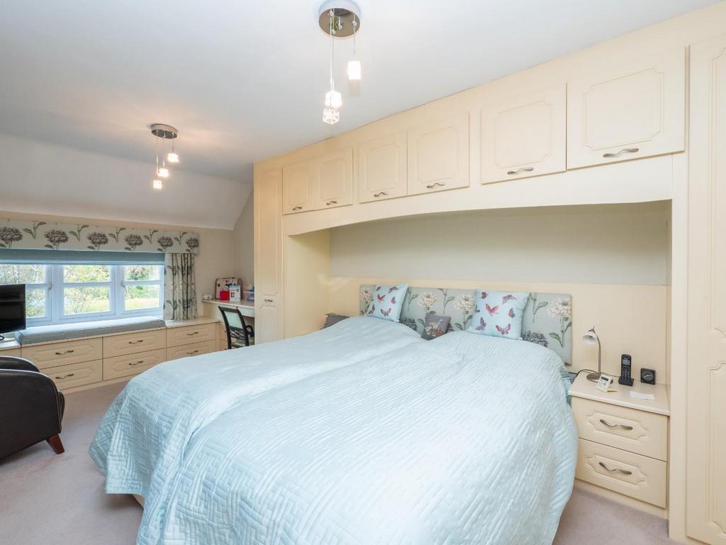 Bedrooms 1.jpg