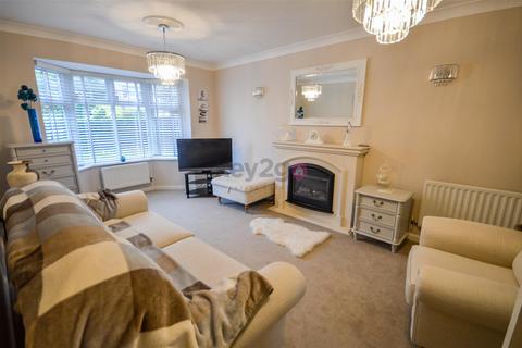 4 bedroom detached house for sale - Rose Hill Avenue, Mosborough, Sheffield, S20