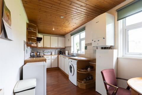 8 Airlie Place, Alyth, Blairgowrie, PH11 8EG