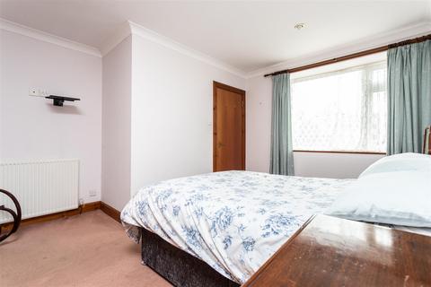 8 Airlie Place, Alyth, Blairgowrie, PH11 8EG