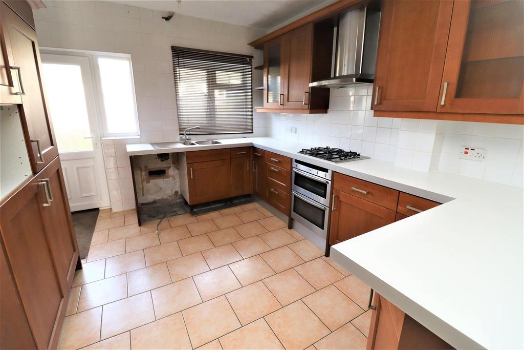 Marston Lane, Bedworth 2 bed terraced house £750 pcm (£173 pw)