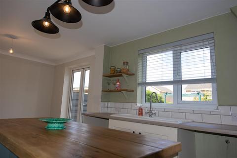 86 Acaster Lane, Bishopthorpe, York, YO23 2SG