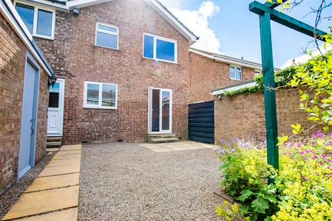86 Acaster Lane, Bishopthorpe, York, YO23 2SG