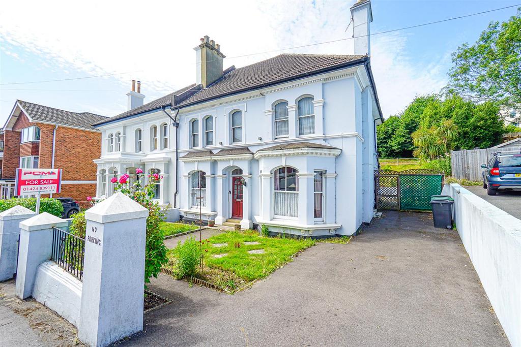St. Helens Park Road, Hastings 2 bed flat for sale £275,000