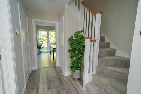 9 Brookfields, Stoke Hammond, Milton Keynes, MK17 9FR