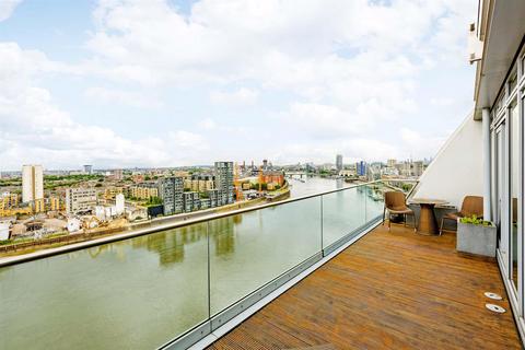 3 bedroom penthouse for sale, Ascensis Tower, Battersea Reach , Battersea, SW18