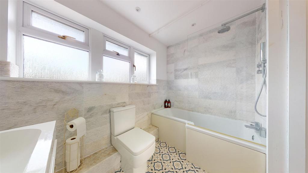 16-Vicarage-Lane-10242022 124626.jpg