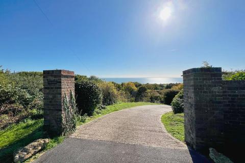 The Glen Cliff Road, Hythe, CT21 5XQ