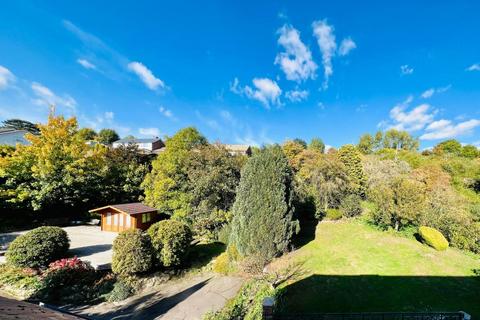 The Glen Cliff Road, Hythe, CT21 5XQ