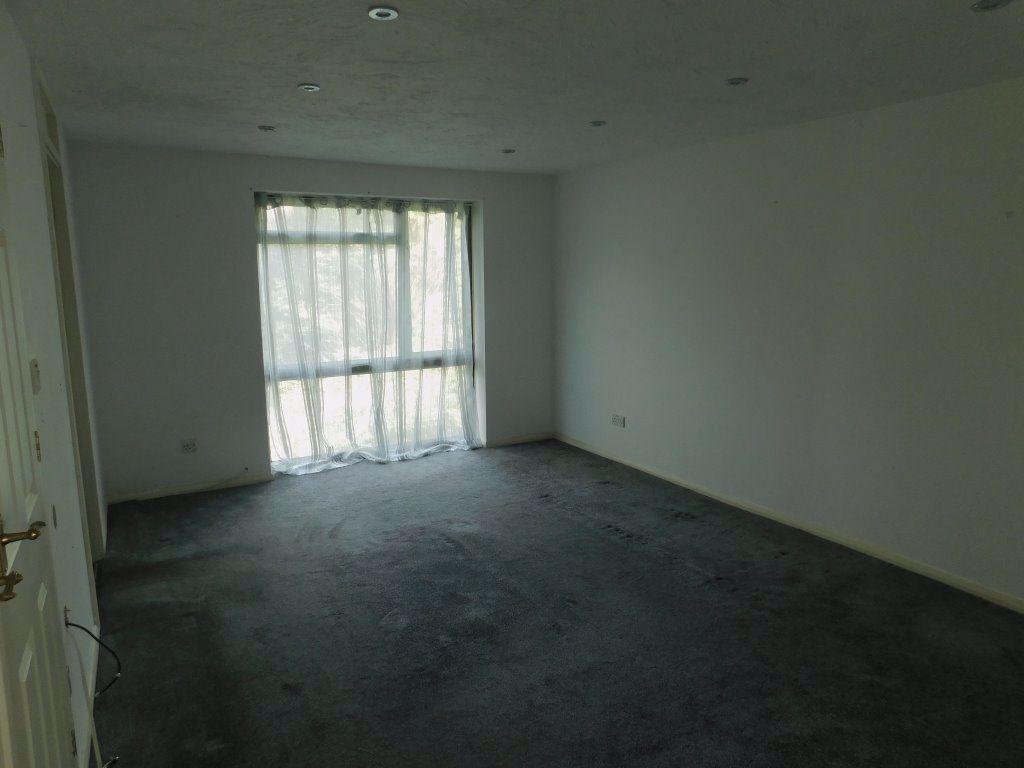Brackendale, Hastings, East Sussex 2 bed £950 pcm (£219 pw)