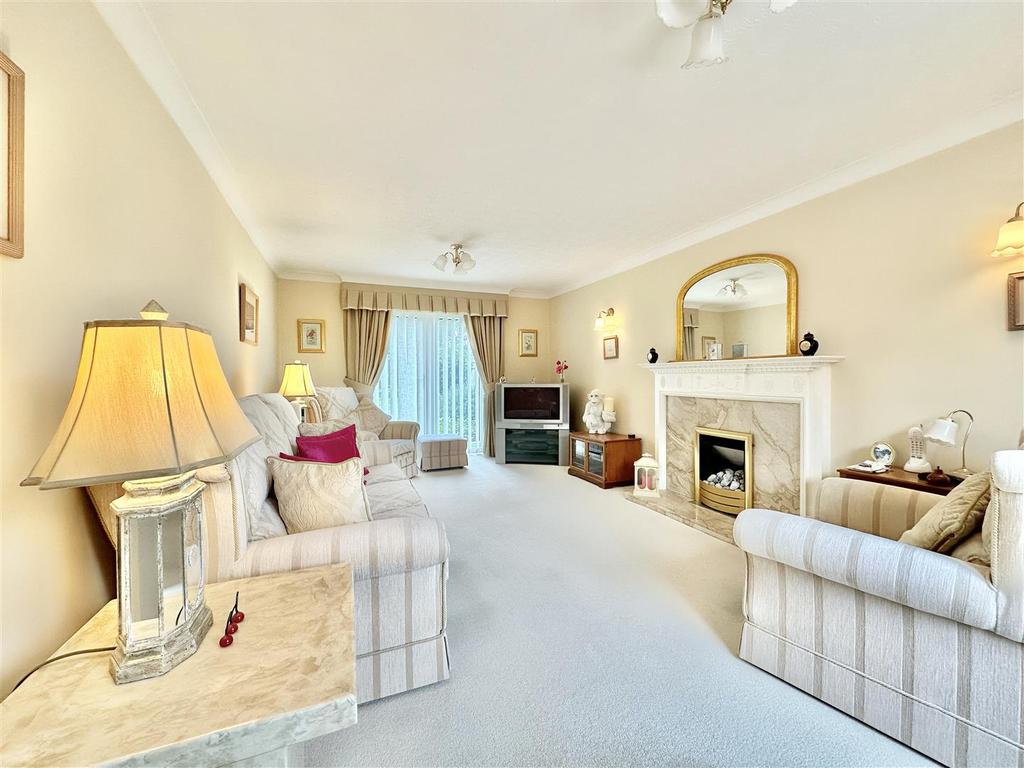 Manor Garth, Wigginton, York, YO32 2WZ 4 bed detached house £525,000